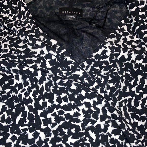 Metaphor Dress - Picture 2 of 4